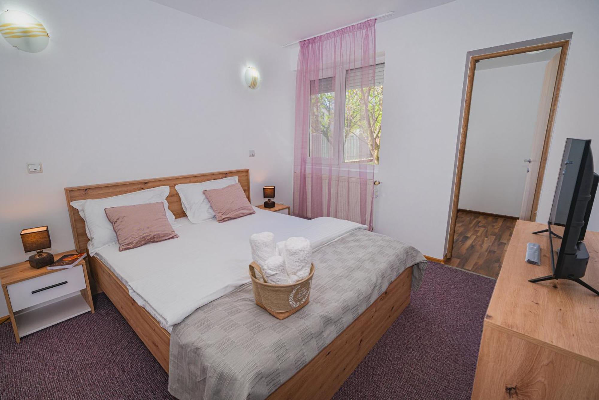 Dumbravita  Pitstop Apartments מראה חיצוני תמונה