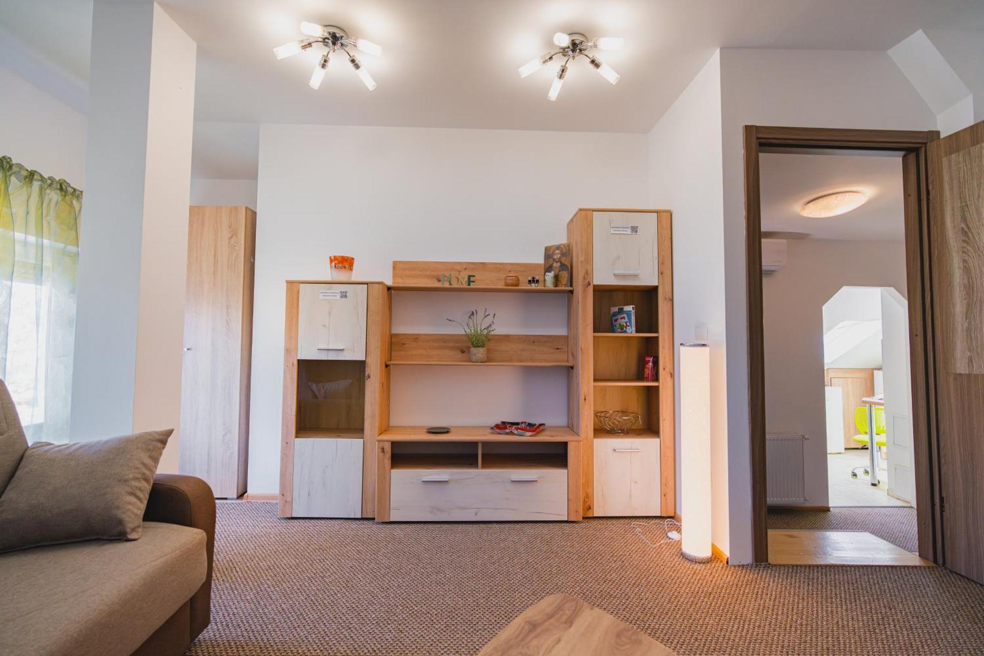 Dumbravita  Pitstop Apartments מראה חיצוני תמונה