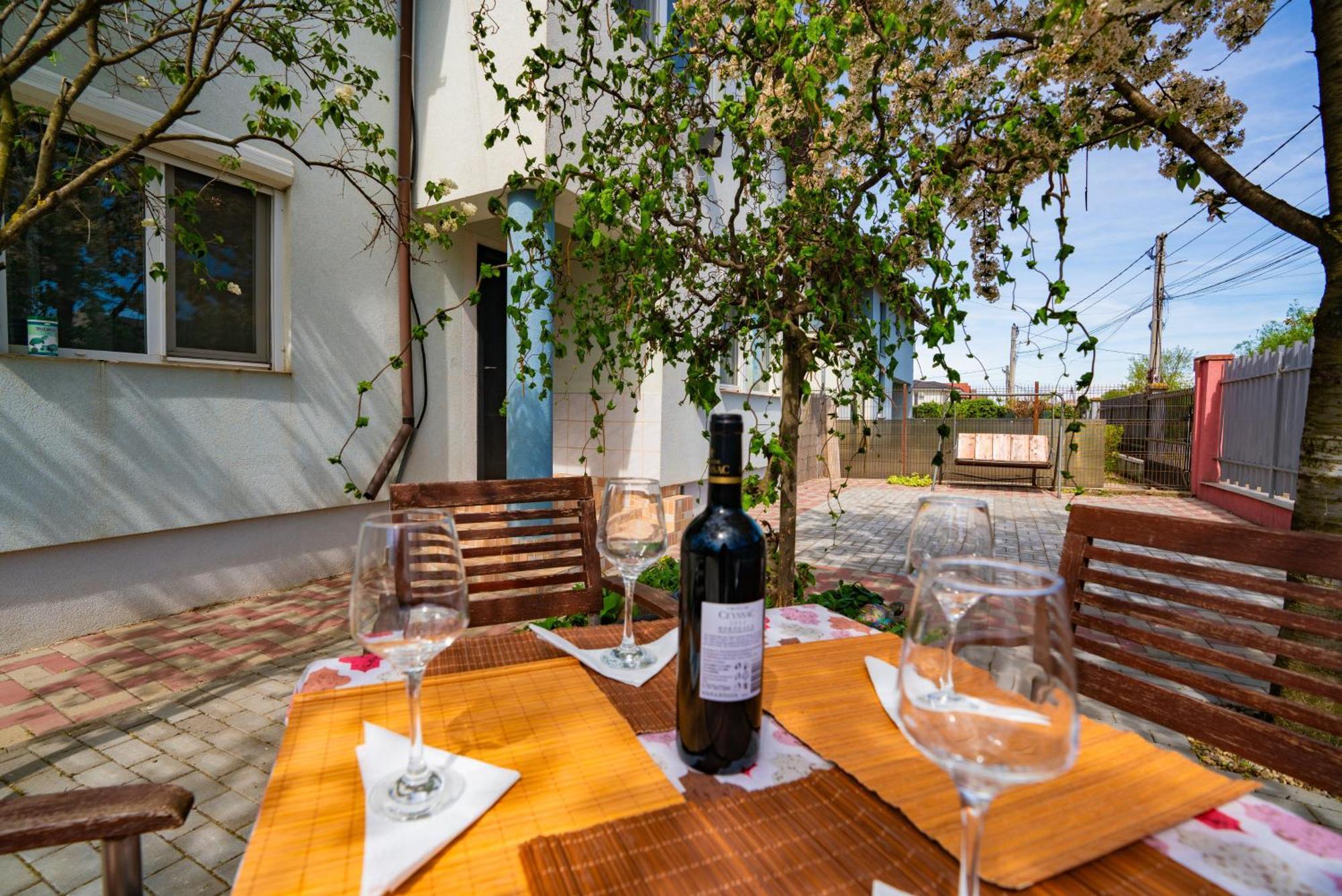 Dumbravita  Pitstop Apartments מראה חיצוני תמונה